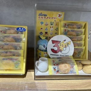【預購】寶可夢30週年 牛奶港灣蒙布朗5入 蜂蜜蛋糕 × 濃郁栗子蒙布朗 期間限定 日本代購